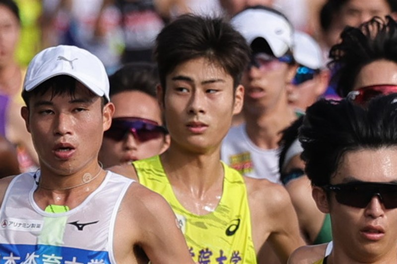中央学大が総合トップ通過！集団走せず「学生に判断」近田陽路が日本人トップ、全員が躍動／箱根駅伝予選会