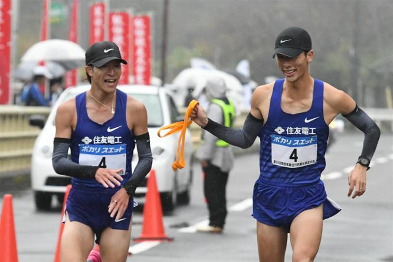 住友電工が悲願の初V 2区から首位譲らず 2位にSGH 最終区で逆転の大阪府警が記念枠で全国へ／関西実業団対抗駅伝