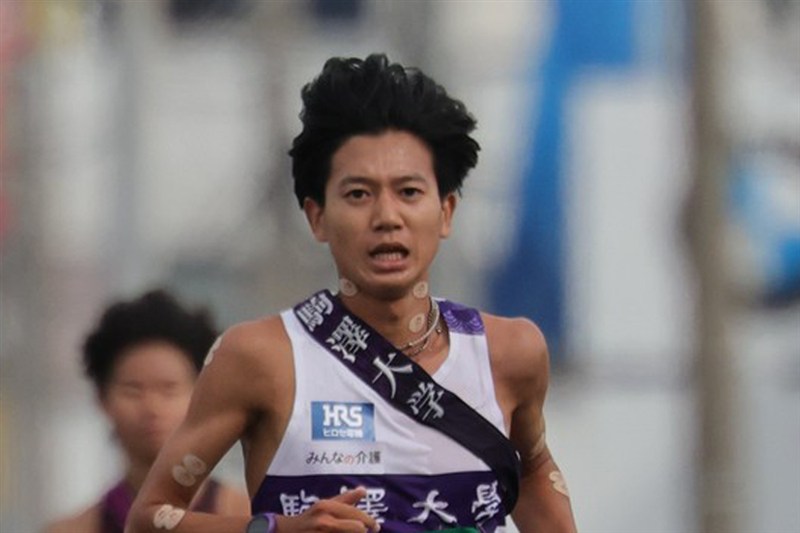 駒大・伊藤蒼唯が圧巻区間新！「よっしゃー！」30秒以上を逆転して52秒差つけトップへ／全日本大学駅伝