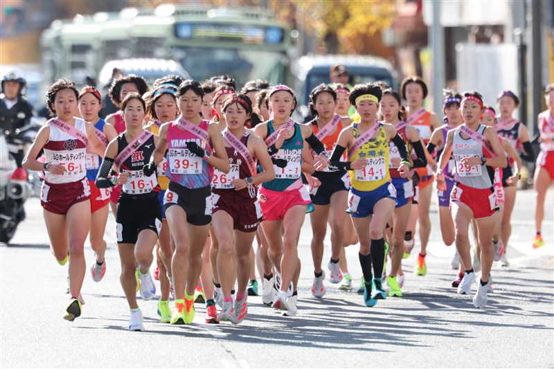 高校駅伝日本一はどこか!?全国高校駅伝きょう号砲 都大路で116チームが魂のタスキをつなぐ