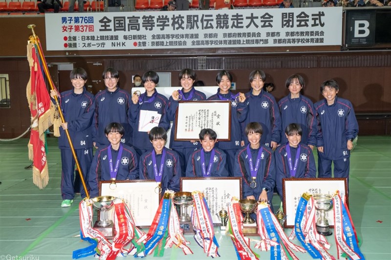 長野東またも圧巻レース 経験者残しつつオーダー変更「今年のチームで優勝しよう」で2連覇／全国高校駅伝・女子