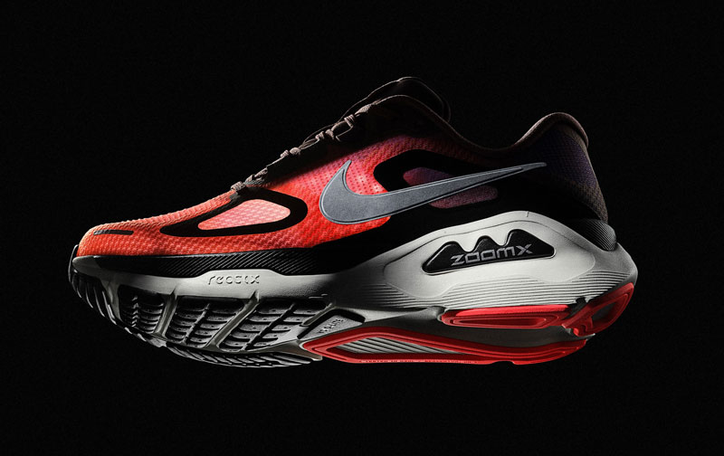 ナイキから高いサポート性に優れたランニングシューズ「ナイキ ストラクチャー プラス」が登場！