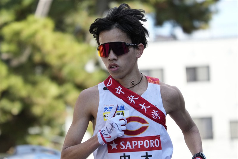 4区は中大が2年連続で先頭！ 早大・鈴木琉胤が区間日本人最高 青学大が5位まで巻き返す／箱根駅伝
