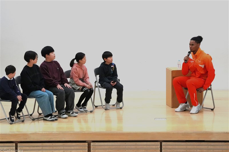 中島佑気ジョセフに立川市市民栄誉表彰「地道に一歩ずつ頑張ることが大事」母校凱旋に熱烈歓迎、卒業文集に書いた夢明かす