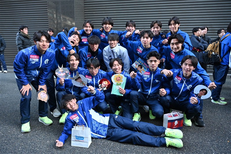 3位・順大が22年以来の好成績 7秒差11位から1年、長門監督「人ってこんなに変われるんだ」／箱根駅伝