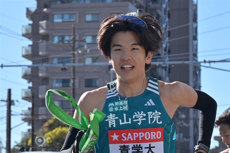 青学大・佐藤有一が最初で最後の箱根路で9区区間賞！ 「最高の景色が見られて本当に良かった」／箱根駅伝