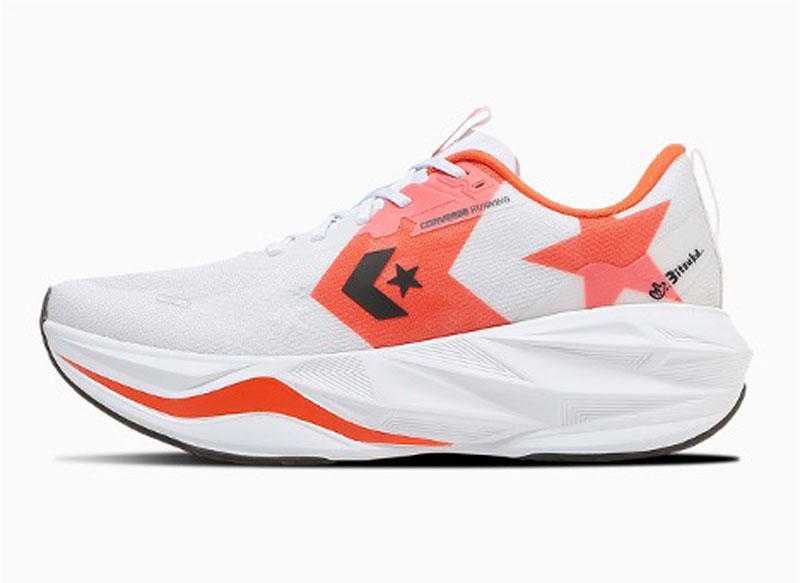 コンバースからブランド初の厚底ソールを採⽤した「CONS RUNBOUNCE」が2月中旬より登場！