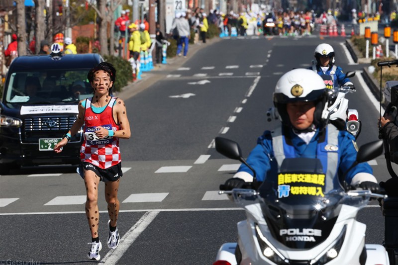 大逃げ打った吉田響は脱水症状 監督「リズムが合わなかった」35km日本最高マーク／大阪マラソン