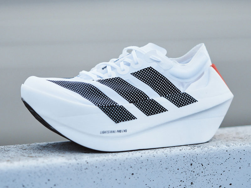 アディダスが「東京マラソンEXPO 2026」で最新ADIZEROシューズを公開、ADIZERO PRO EVOシリーズを先行体験・先着販売も実施