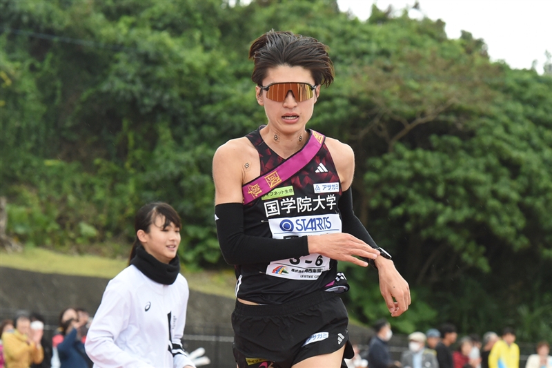 3連覇狙った國學院大は1分15秒差の3位 中盤区間で苦戦「来季は優勝を取り戻したい」／宮古島大学駅伝