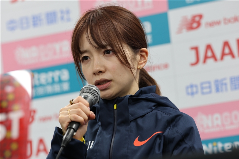 佐藤早也伽 覚悟と悔しさを表わす涙「不安に負けないように練習してきました」／名古屋ウィメンズマラソン