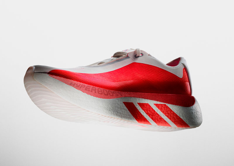 アディダスから新感覚が楽しい軽量厚底クッション搭載のランニングシューズ「HYPERBOOST EDGE」が登場！