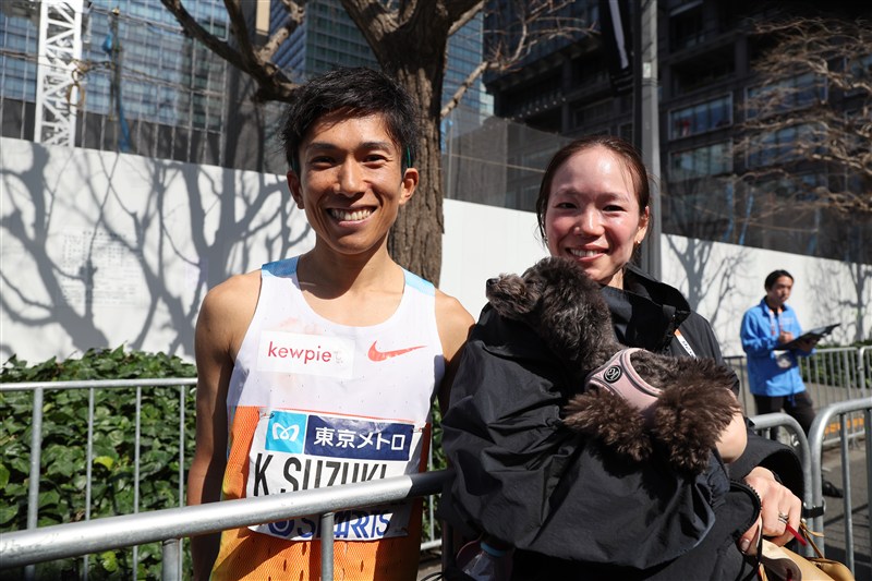 鈴木健吾、一山麻緒夫人が第一子妊娠を明かす「待ち遠しい」エコー写真のサプライズSNS投稿