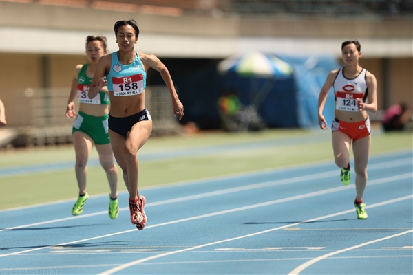 200m・髙橋亜珠が貫禄のV2！ 世界リレー代表入り「何でも吸収して生かしたい」／日本学生個人