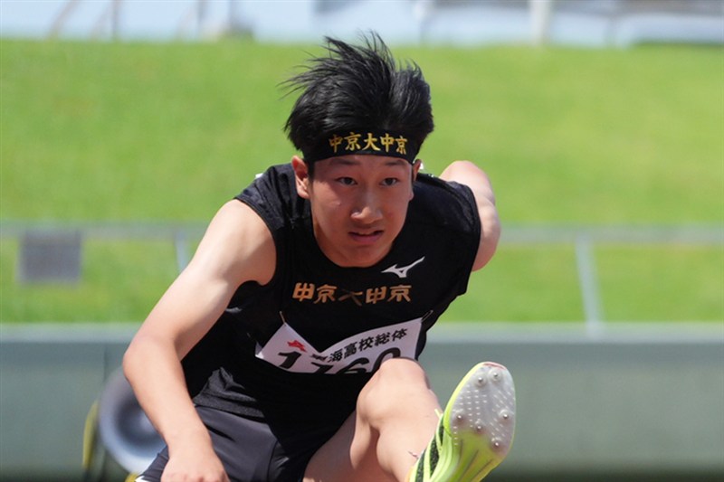 激戦の愛知110mH・小木曽蒼真が13秒95でV 静岡・松下碩斗はスプリント3冠 中京大中京がマイルで3分40秒60／IH都府県大会