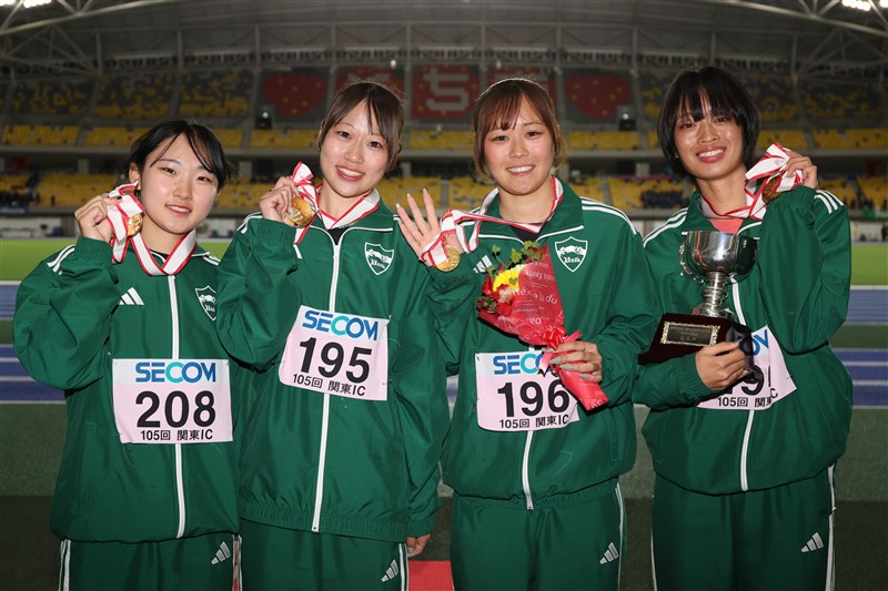 女子4×100mRで青学大が大学史上初の3連覇！ 「このチームでできてうれしい」 杉本は100mV2／関東IC