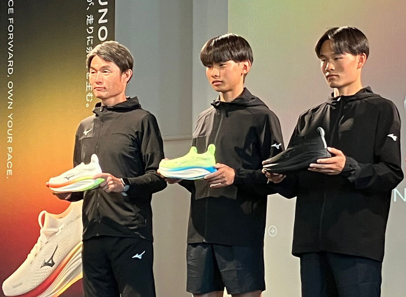 ミズノが新作ランニングシューズを発表！ 2年ぶりの箱根駅伝出場を狙う法大もイベントに登壇