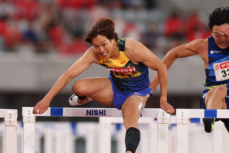 110mH・泉谷駿介が意地の連覇！後輩・阿部竜希との熱戦を13秒17で制す／日本選手権