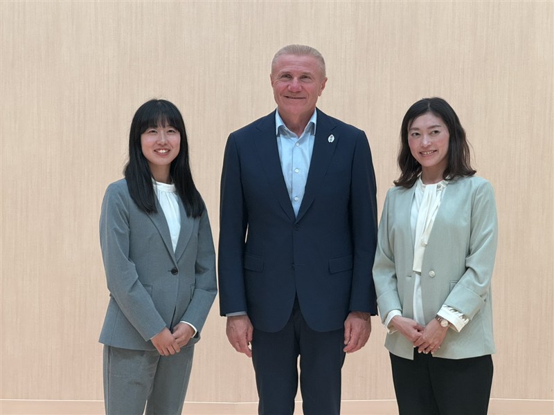 “鳥人”ブブカとLOCOK岡田久美子監督が講演！ 保護者に向け「常にポジティブで支えてあげて」