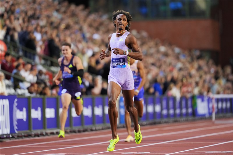前週世界新のドス・サントス、ラッセルが大会新 キャンベル砲丸投歴代4位 ベドナレク200m今季世界最高の19秒62／DLファイナル