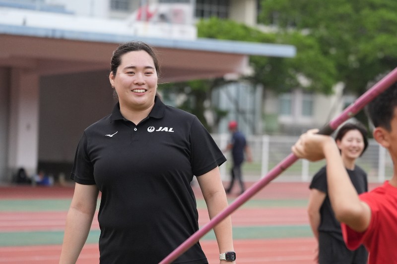 北口榛花、村竹ラシッドらが奄美大島で陸上教室「思い出になってくれたら」