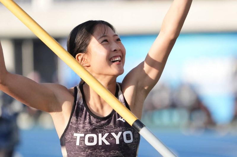 棒高跳・小林美月がSBの4m21で大会新V「風と寒さの中でよく跳べた」/あおもり国スポ
